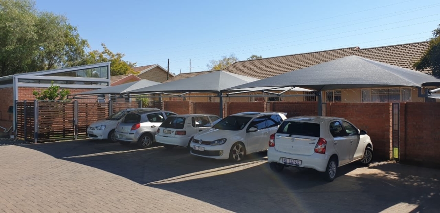 9 Bedroom Property for Sale in Universitas Free State